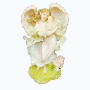 Seraphim Classics April Angel of the Month Motherhood Collection #80774 Box COA‎
